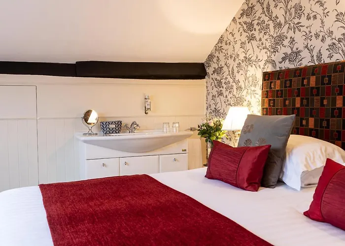 Ees Wyke Country house *