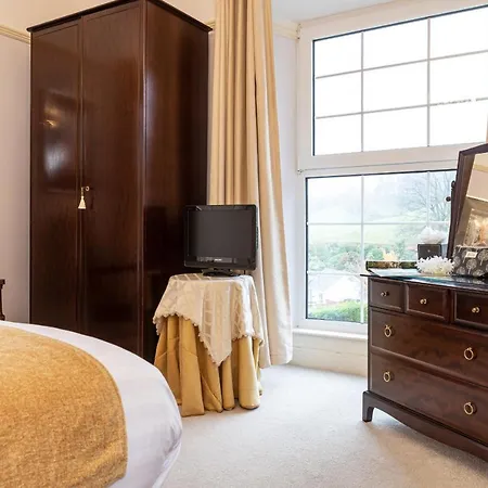 Ees Wyke * Near Sawrey