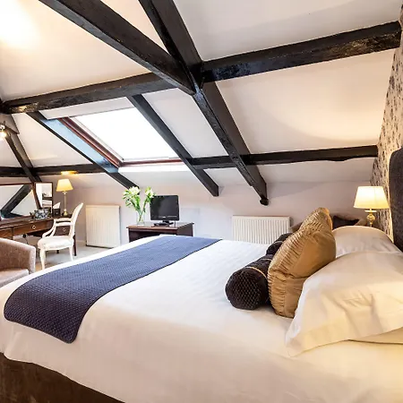 Ees Wyke * Near Sawrey